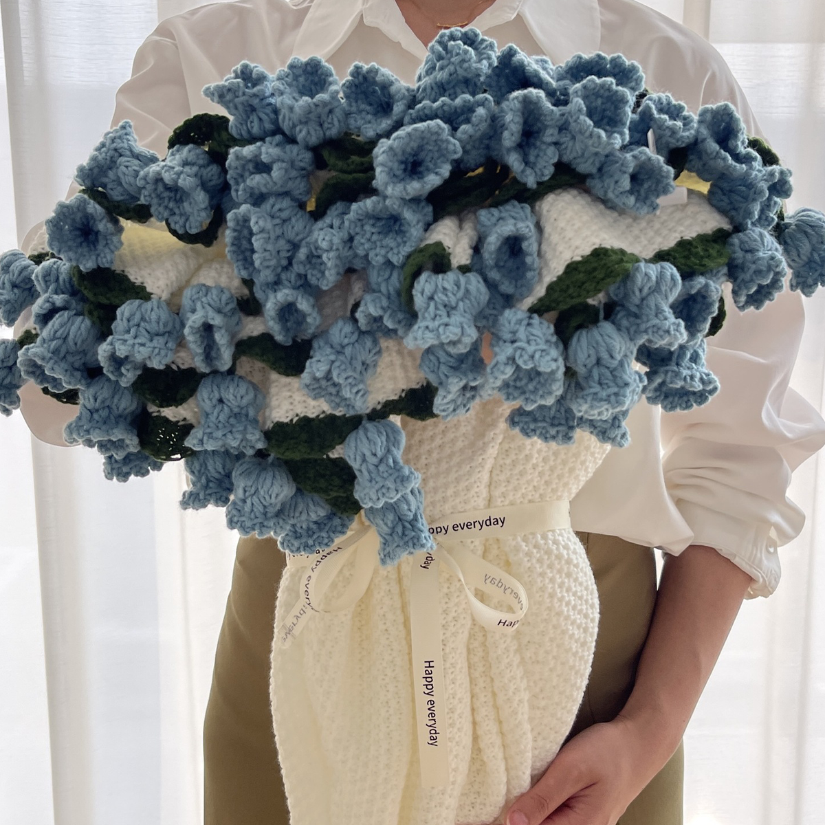 EverBloom Bouquet Blanket