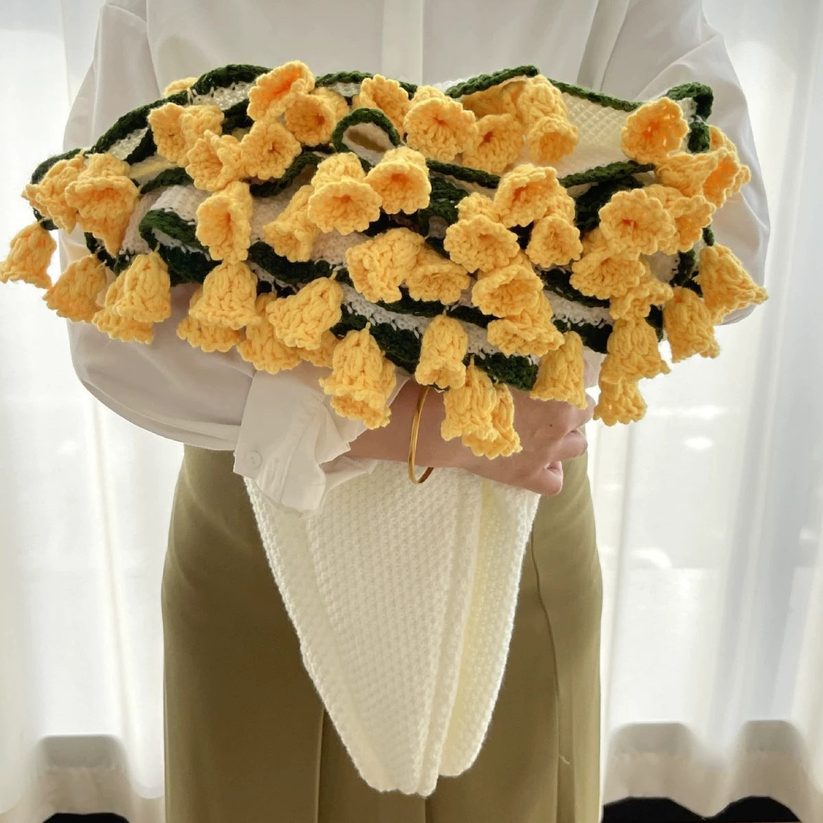 EverBloom Bouquet Blanket